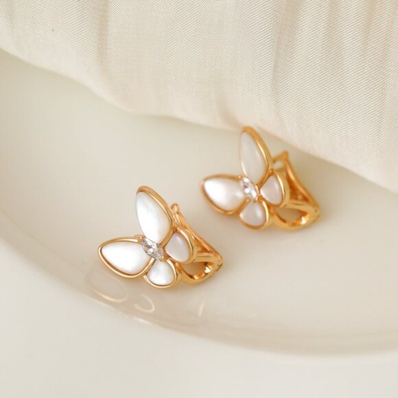 Van Cleef & Arpels original butterfly stud earrings✅✅✅ - Picture 5 of 6